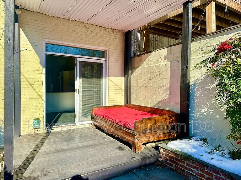 618 Q St NW #NW — Photo 24