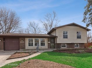 8191 Dartmouth Ln, Hanover Park, IL