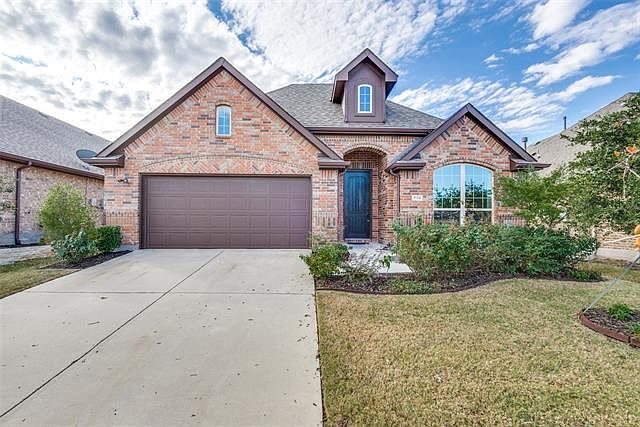 1st image of 520 Barnstorm Dr