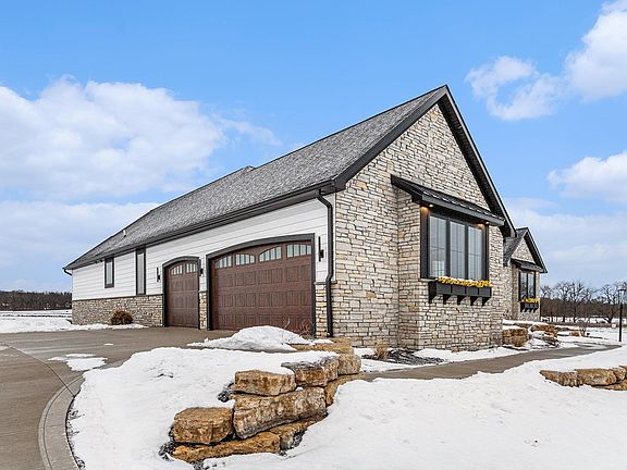 2nd image of 50595 Bantam Ridge Dr