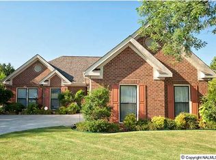 2403 Johnstone Cir SE, Huntsville, AL 35803
