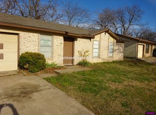 13025 Spring Oaks Dr, Balch Springs, TX 75180