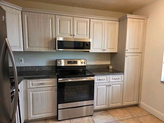 4th image of 4313 Carambola Circle #2673
