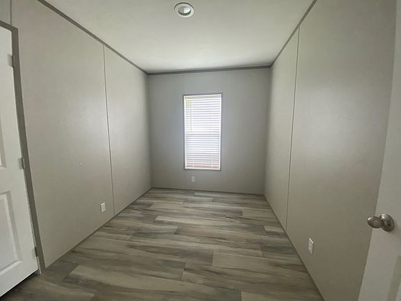3rd image of 21456 Esquire Ct #327