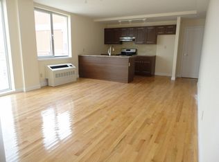 574 4th Ave #4, Brooklyn, NY 11215