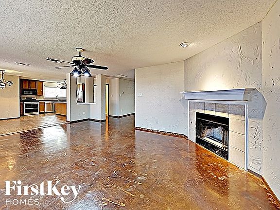 2nd image of 377 Bayberry Dr