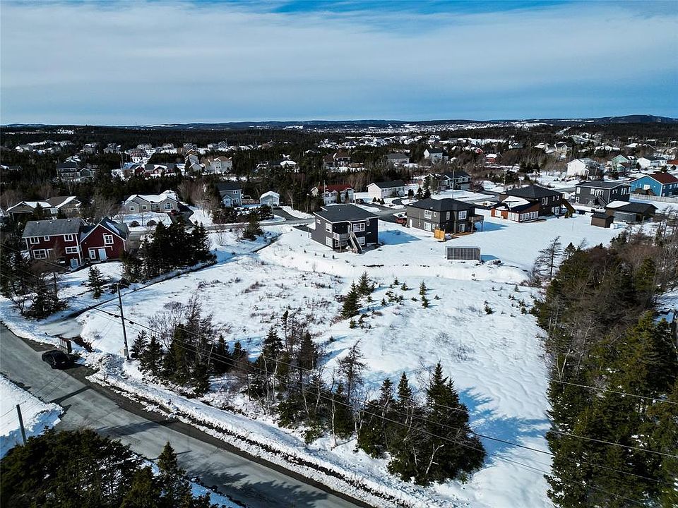 1st image of 10 Roblin Place