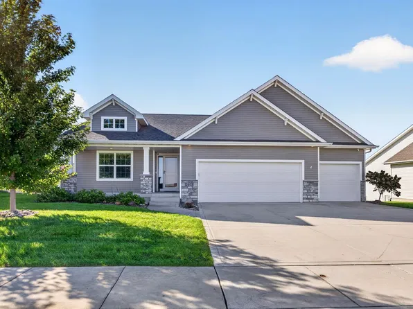 2405 NW 44th St, Ankeny, IA 50023