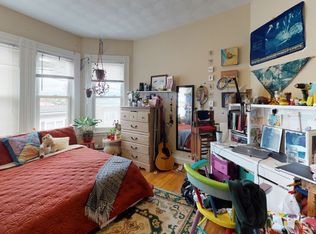27 Falcon St #1, Boston, MA 02128