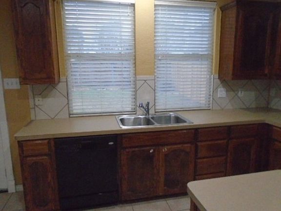 5th image of 9805 Gallatin Ln