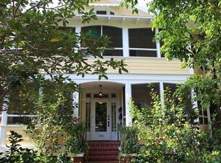 136 18th Ave NE APT 2, Saint Petersburg, FL 33704