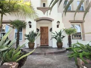 6556 Coneflower Dr, Carlsbad, CA 92011