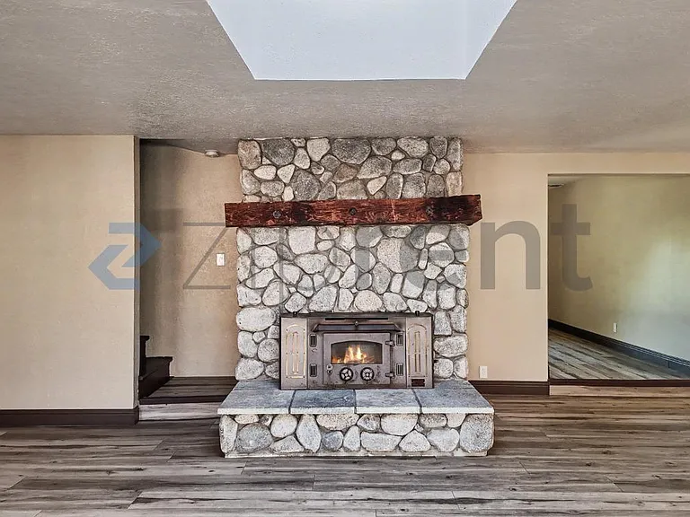 860 Watt Ave #MAIN HOUSE — Photo 12