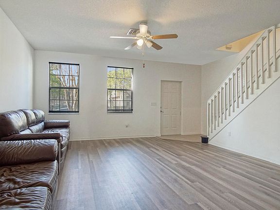 5th image of 2109 SE Glen Ridge Drive