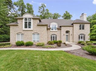 29723 Essex Ct, Westlake, OH 44145