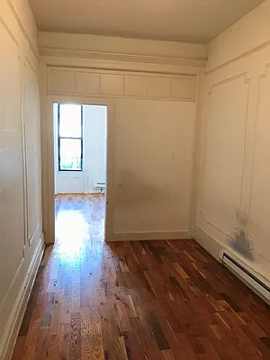 Rented by Blue Egg Realty Corp | media 31