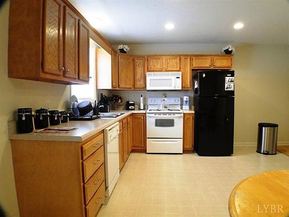 4th image of 108 Jeremiah Ct Lot 9