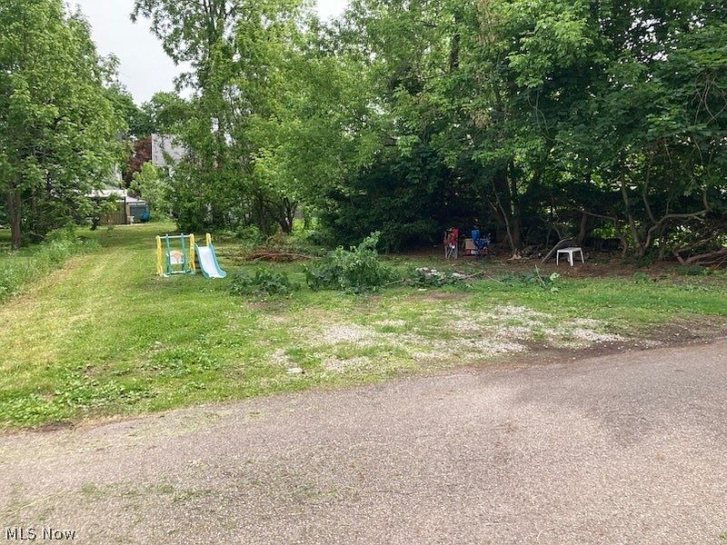 1st image of 316 Snyder Pl SW