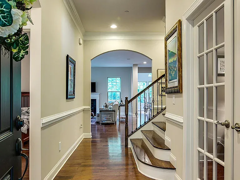 103 Stream Valley Blvd — Photo 6