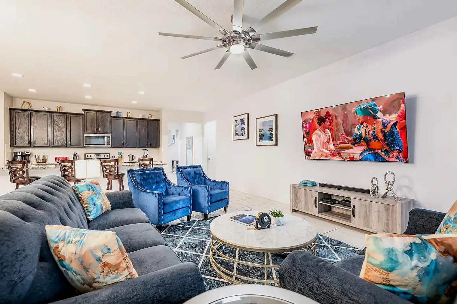 7 bed, 5.0 bath, 3552 sqft, $6,523 — Photo 1