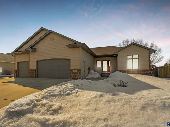 7305 W Lobelia St, Sioux Falls, SD 57106