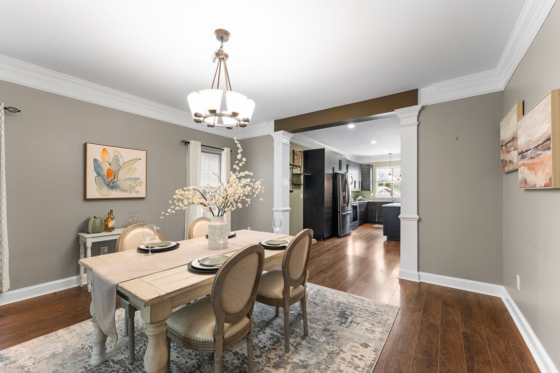 next background image