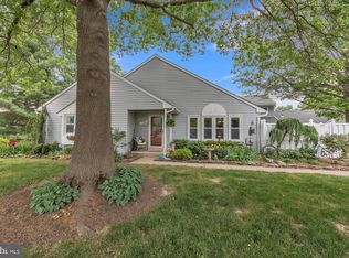 110 Solway Cir, Chalfont, PA