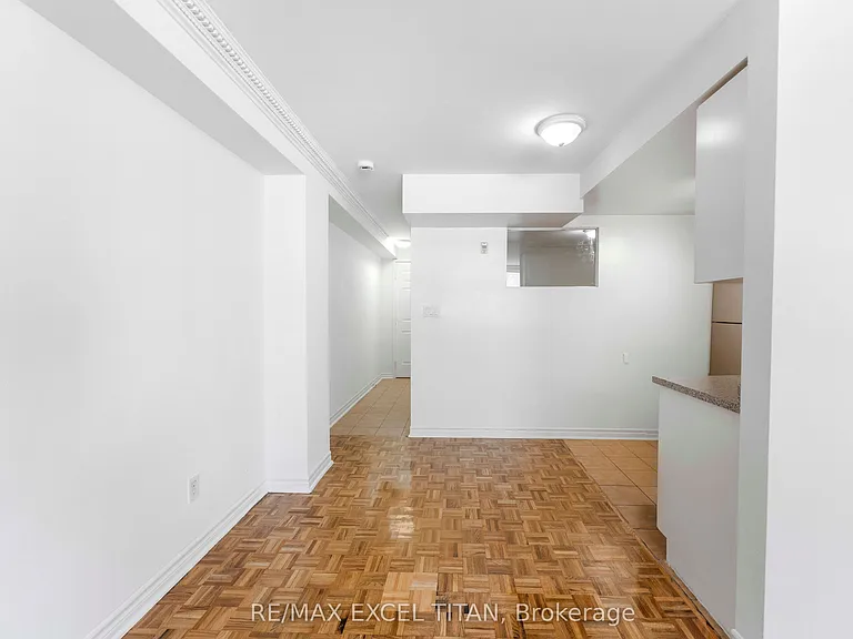 1407 Dupont St #112 — Photo 7