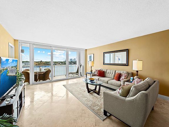 3rd image of 511 Bayshore Drive #508