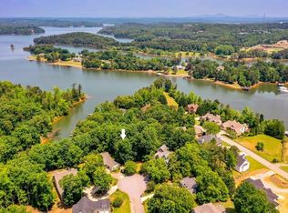 2734 Water View Cir, Gainesville, GA 30504