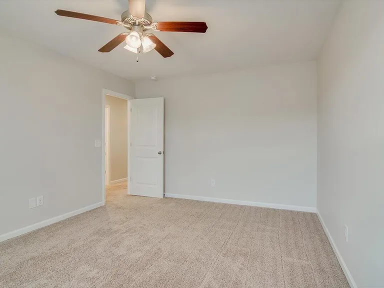 173 Tahoe Dr — Photo 20