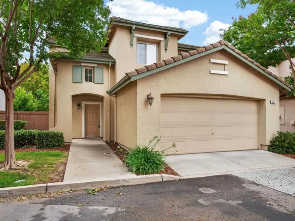 121 Anjou Cir, Sacramento, CA 95835