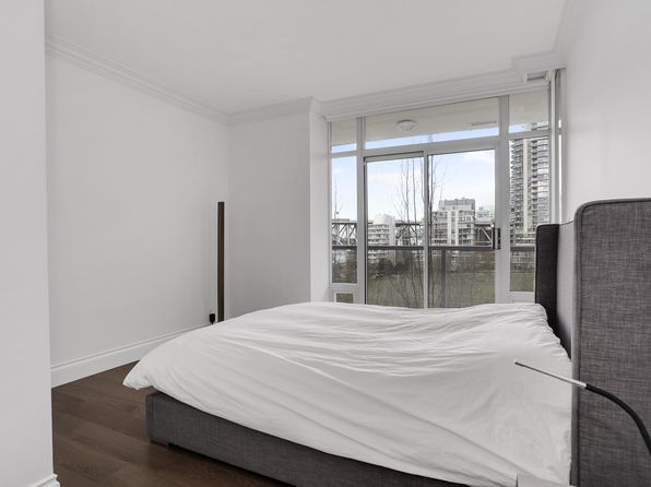 2 bedroom rental in Vancouver — photo 14