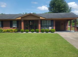 278 Kershaw St, Grenada, MS 38901