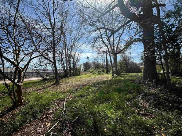 1808 E Timpson St, Longview, TX 75602