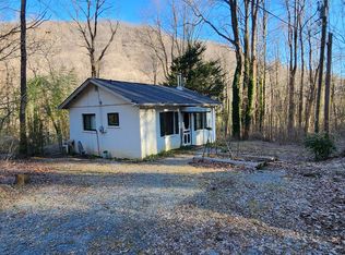 445 Autumn Ln, Tryon, NC 28782