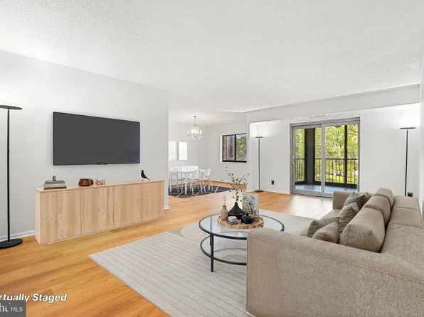 5902 Mount Eagle Dr APT 315, Alexandria, VA 22303