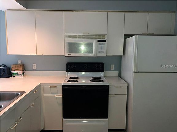 4th image of 5624 Blue Shadows Ct #4