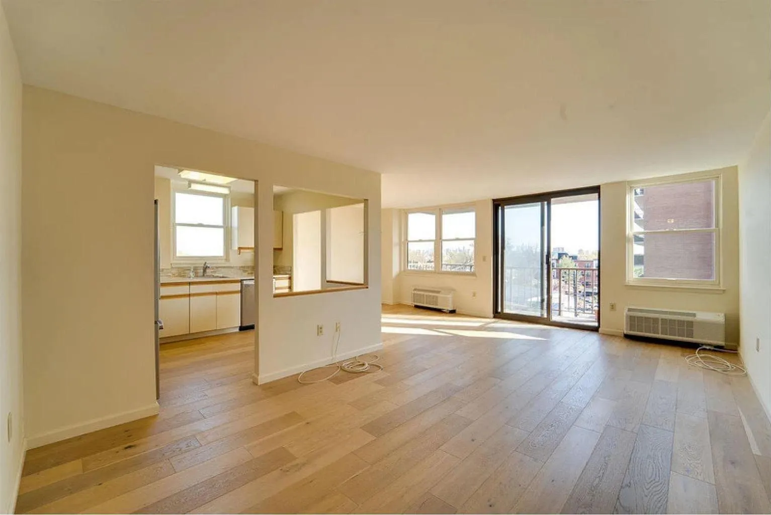 2 bed, 1226 sqft, $3,300 — Photo 1