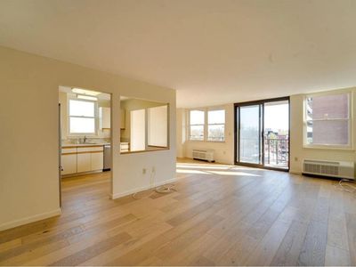 200 Division St APT 5E, Cliffside Park, NJ, 07010