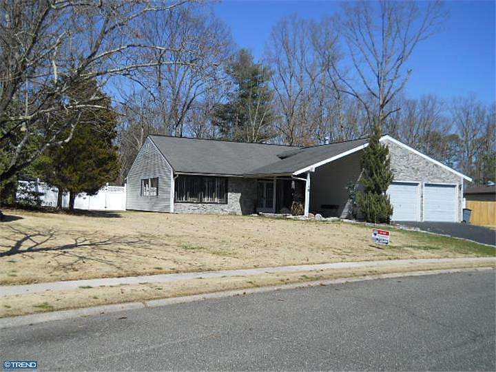 1st image of 19 Pittman Ln