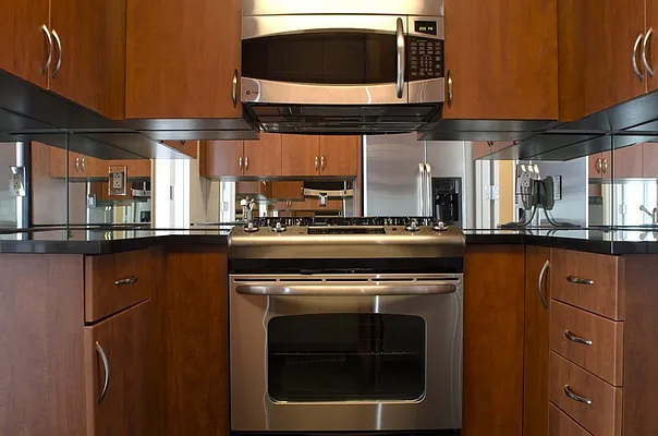 Rented by Solow Realty | media 21