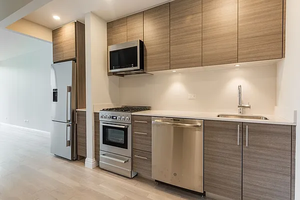 Rented by Stonehenge NYC LLC | media 4