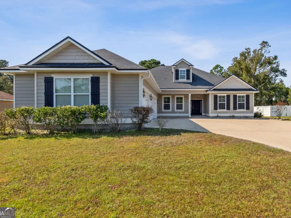 312 Deerwood Village Dr, Woodbine, GA 31569