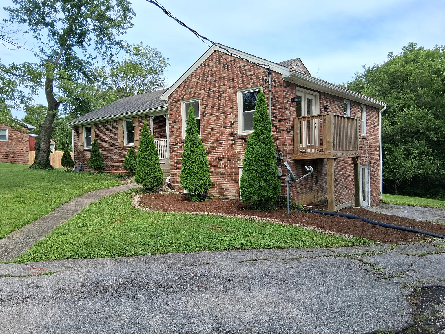 1704 Reel Pl — Photo 1