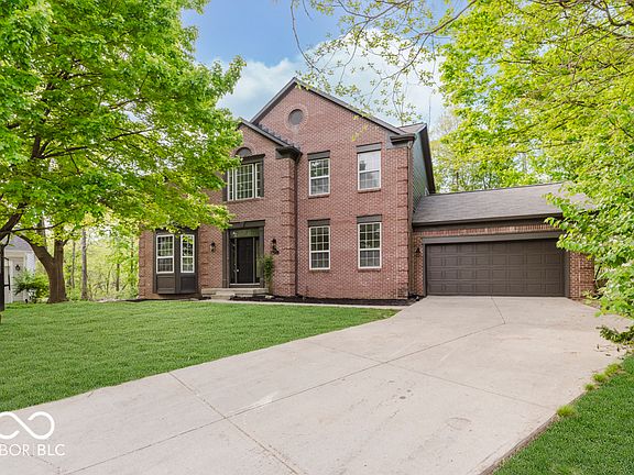 3rd image of 8300 Weaver Woods Pl