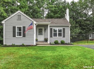 99 South Prospect Street, Putnam, CT 06260