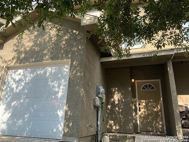 1st image of 4935 Flipper Dr
