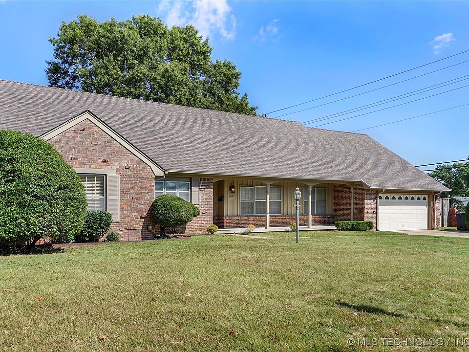 3233 E 57th St, Tulsa, OK 74105 | MLS #2541013 | Zillow