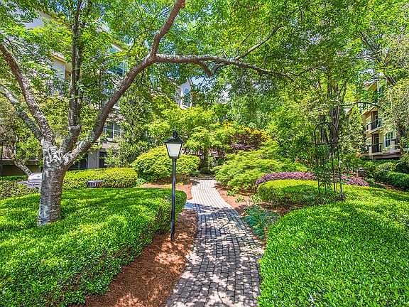 5th image of 4090 Roswell Rd NE #1407